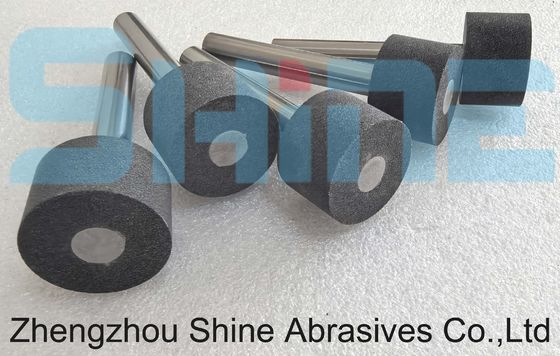 Enlaces vitrificados con pines montados en CBN para el rectificado de materiales HSS