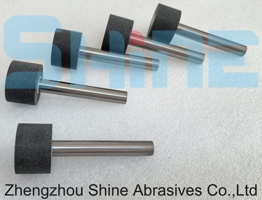 Enlaces vitrificados con pines montados en CBN para el rectificado de materiales HSS