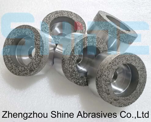 Las demás máquinas y aparatos para la fabricación o el almacenamiento de materiales de construcción